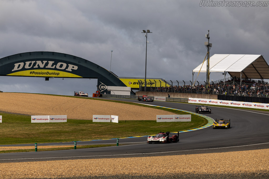 Porsche 963 - Chassis: 122 - Entrant: Porsche Penske Motorsport - Driver: Matt Campbell / Michael Christensen / Frédéric Makowiecki - 2024 24 Hours of Le Mans