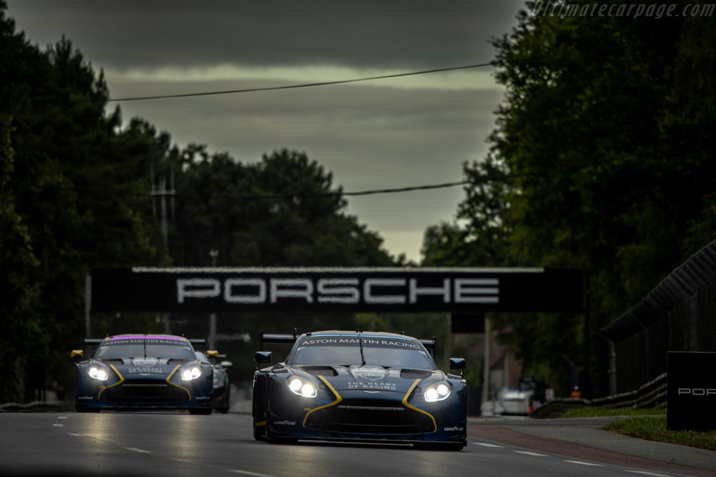 Aston Martin Vantage GT3 EVO - Chassis: 38A-002-3 - Entrant: Heart of Racing Team - Driver: Ian James / Zacharie Robichon / Mattia Drudi - 2026 24 Hours of Le Mans