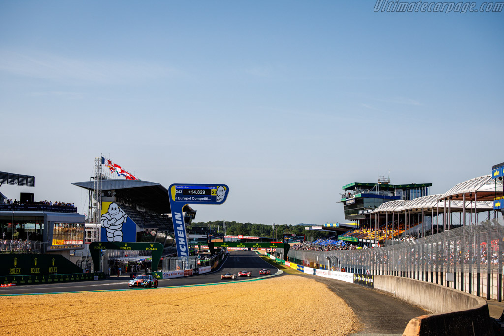 BMW M4 GT3 EVO - Chassis: 22093 - Entrant: Team WRT - Driver: Darren Leung / Sean Gelael / Augusto Farfus - 2026 24 Hours of Le Mans