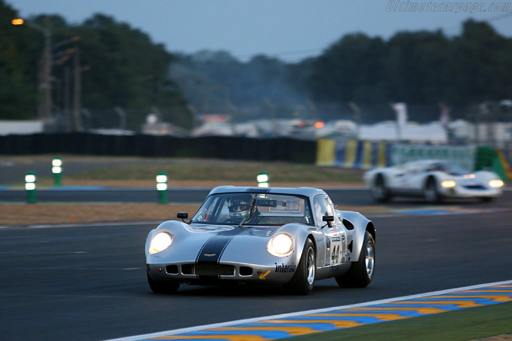 Chevron B8 - Chassis: CH-DBE-54  - 2006 Le Mans Classic