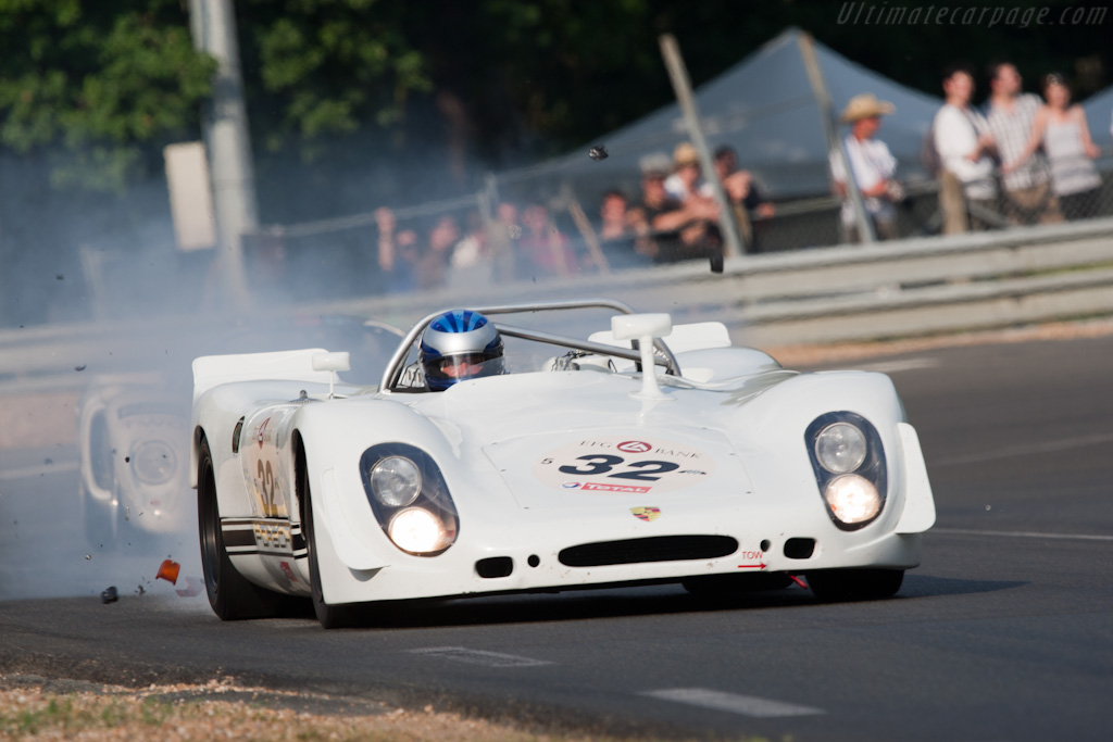 Porsche 908/2 loses a driveshaft - Chassis: 908/02-010  - 2010 Le Mans Classic