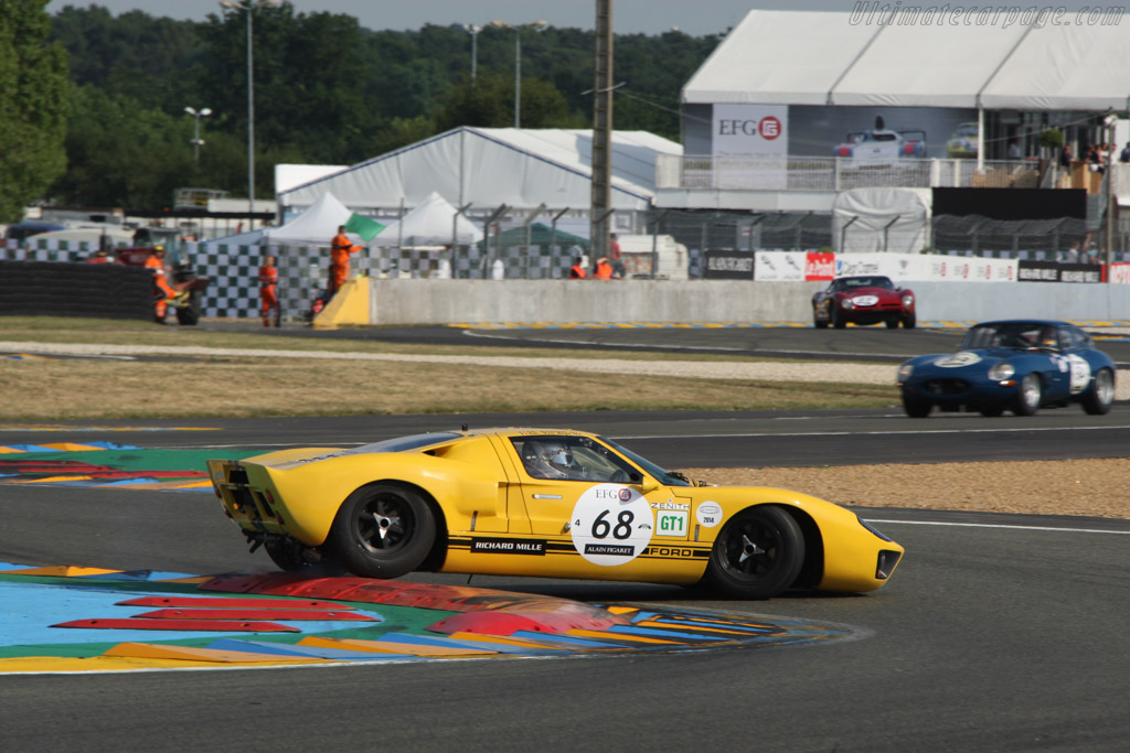 Ford GT40 - Chassis: GT40P/1027 - Driver: Christoph van Riet - 2014 Le Mans Classic