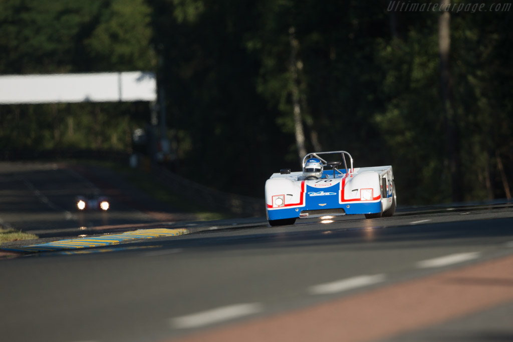 Chevron B19 - Chassis: B19-71-14 - Driver: Maurizio Bianco / Davide Mazzoleni - 2016 Le Mans Classic