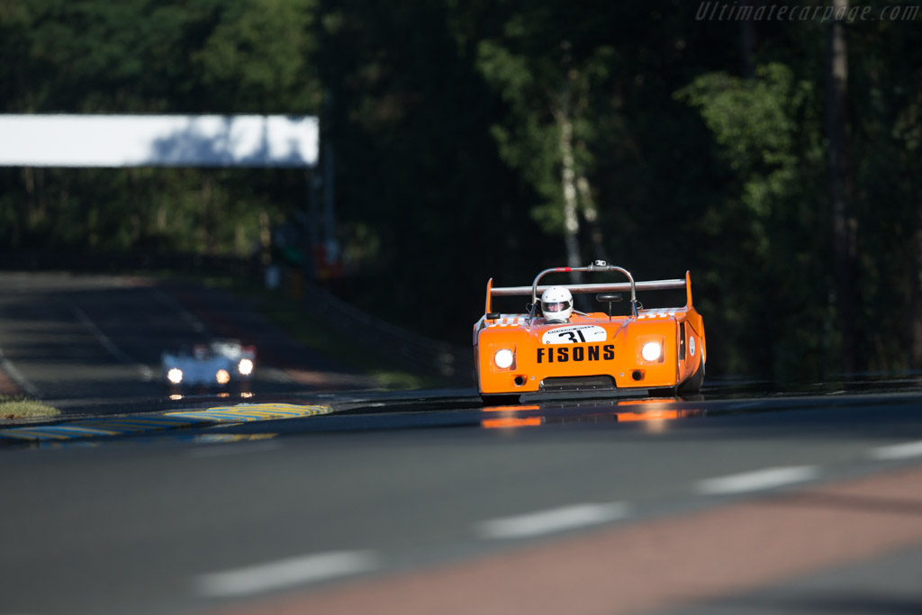 Chevron B31 - Chassis: B31-75-05 - Driver: Douglas Titford / Trevor Reeves - 2016 Le Mans Classic