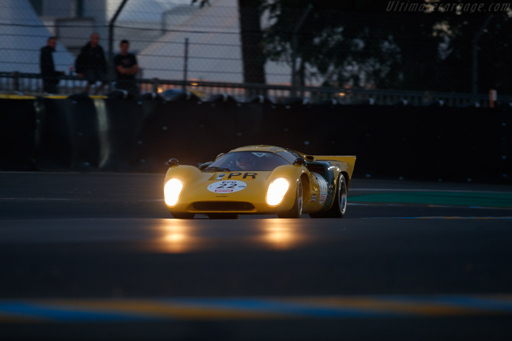 Lola T70 MkIIIB - Chassis: SL76/148 - Driver: Roald Goethe / Stuart Hall - 2018 Le Mans Classic