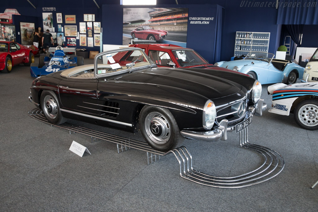 Mercedes-Benz 300 SL Roadster - Chassis: 198.042.10.002781  - 2016 Le Mans Classic