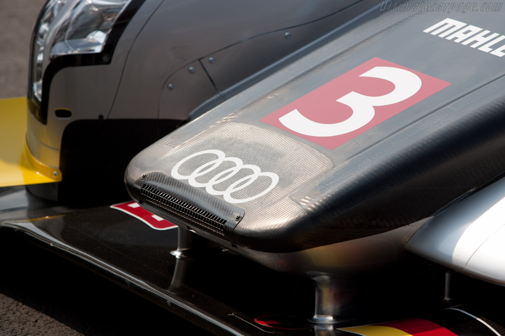 Audi R18 TDI - Chassis: 105  - 2011 Le Mans Test