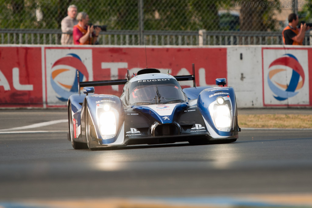 Peugeot 908 - Chassis: 908-04  - 2011 Le Mans Test