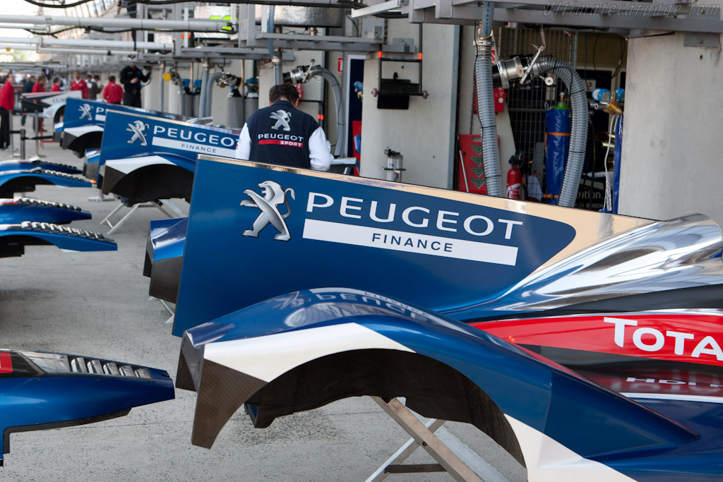 Peugeot fins   - 2011 Le Mans Test