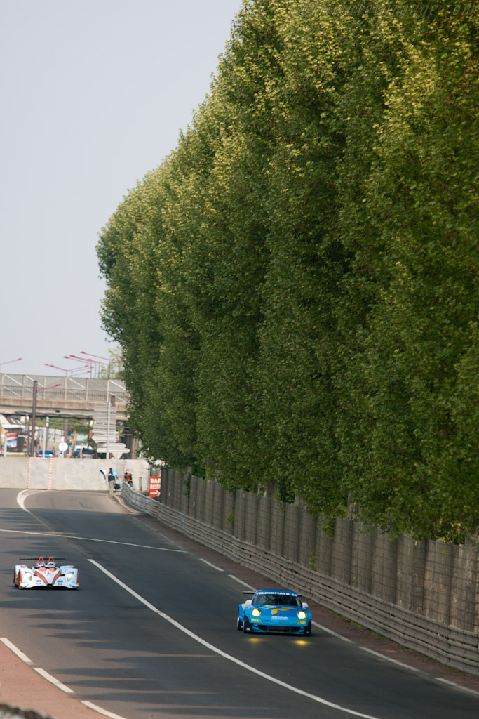 Porsche 997 GT3 RSR - Chassis: WP0ZZZ9ZBS799911b  - 2011 Le Mans Test