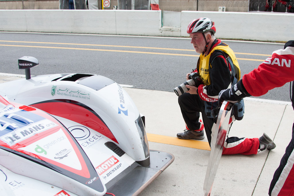 Helmets now mandatory in the pitlane - Chassis: Z11SN-09  - 2012 Le Mans Test