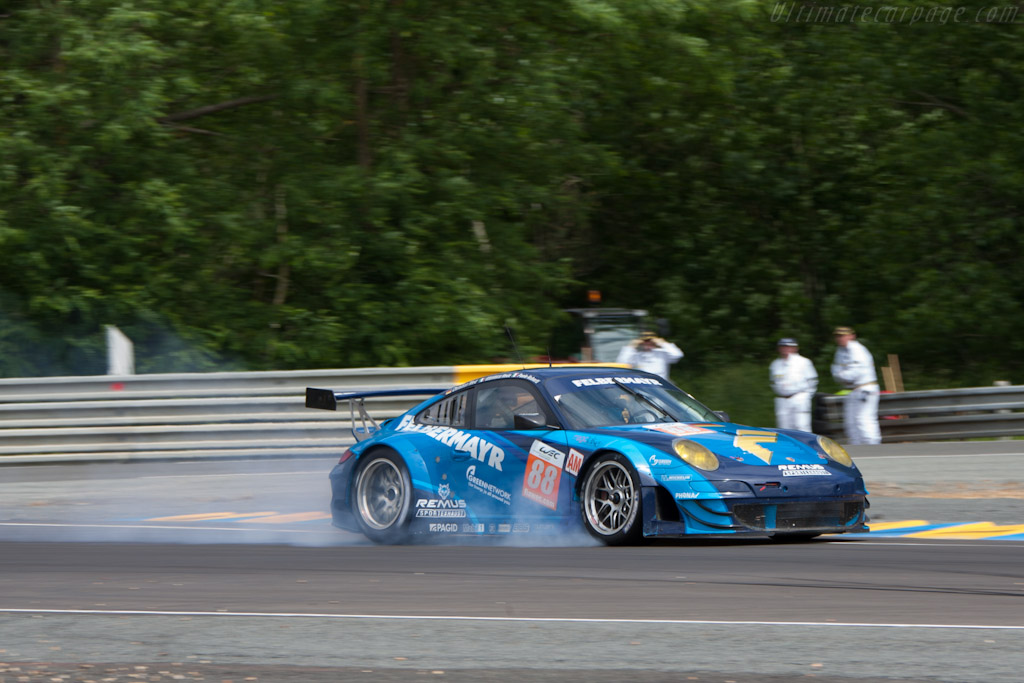 Porsche 997 GT3 RSR - Chassis: WP0ZZZ99ZBS799911b  - 2012 Le Mans Test