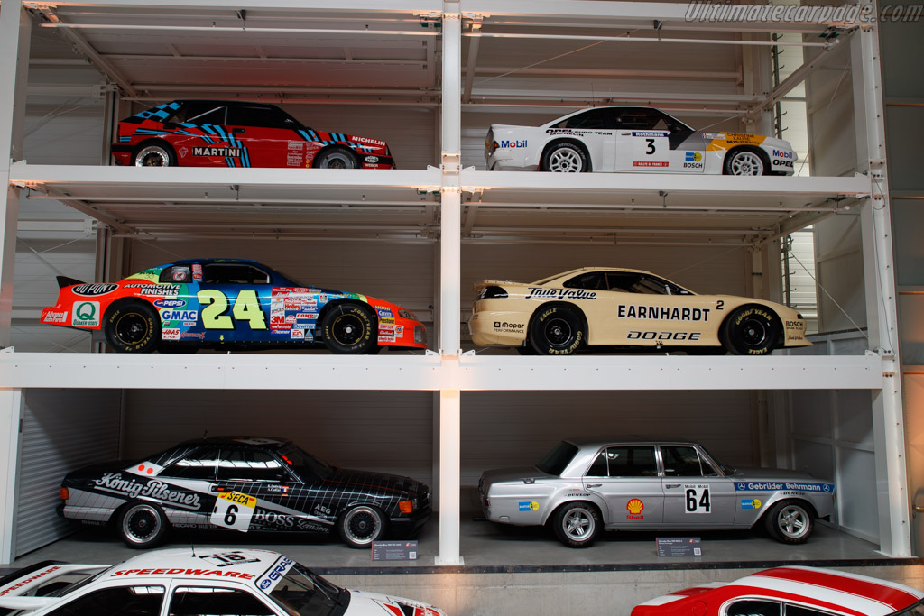 Touring Cars   - Nationales Automuseum - The Loh Collection