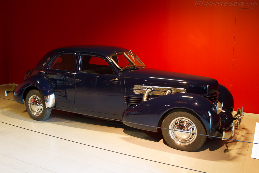Cord 812 Supercharged Beverley Sedan   - The Louwman Museum