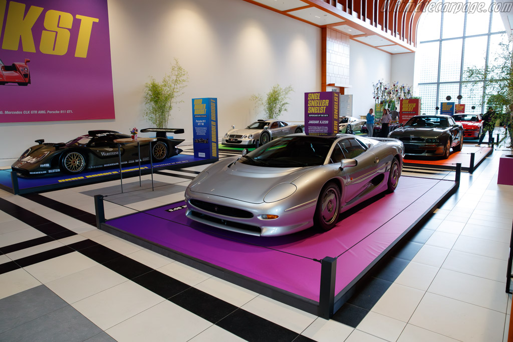 Jaguar XJ220   - Supercars from the 1990s at the Louwman Museum