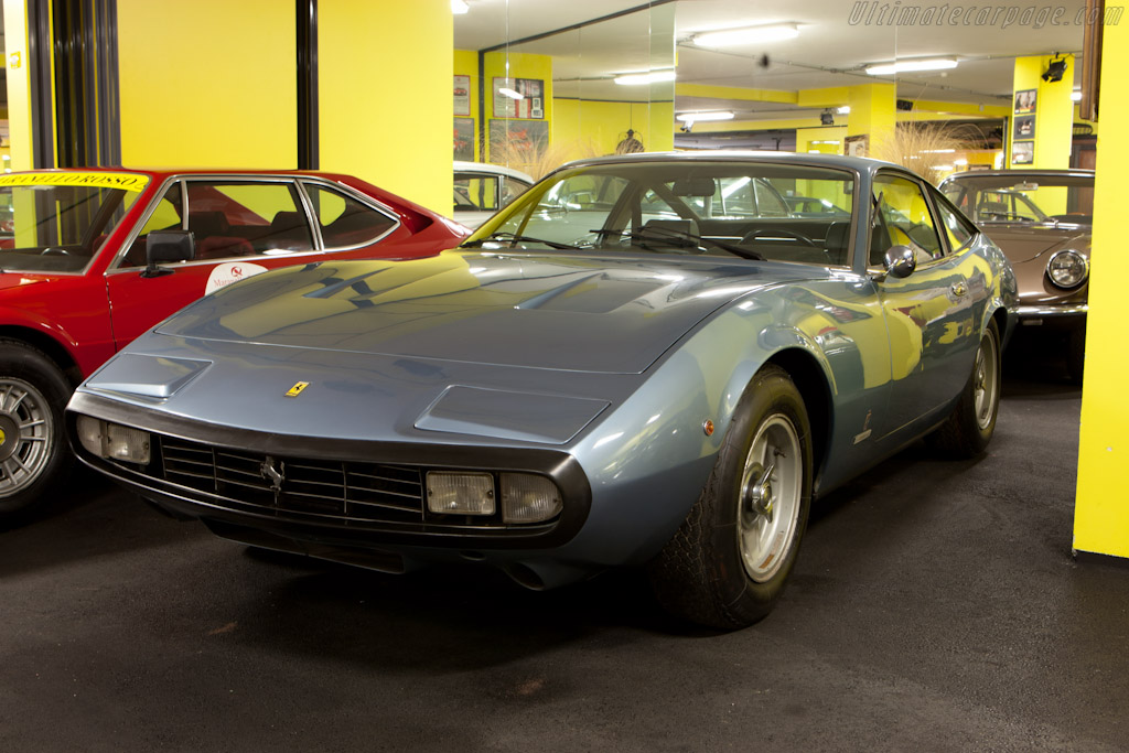 Ferrari 365 GTC/4 - Chassis: 15985  - Maranello Rosso