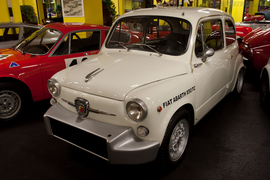 Fiat Abarth 850 TC   - Maranello Rosso