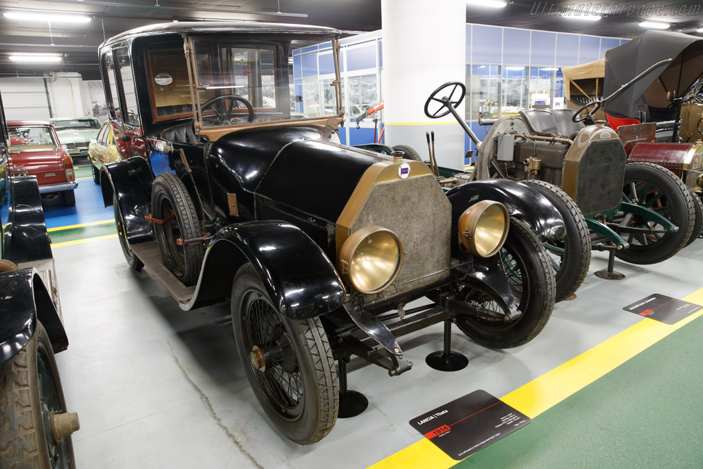 Lancia Theta   - MAUTO - The Italian National Motor Museum