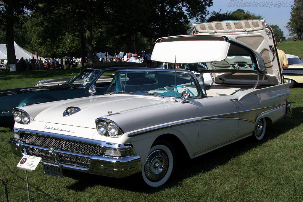 Ford Fairlane Skyliner   - 2006 Meadow Brook Concours d'Elegance