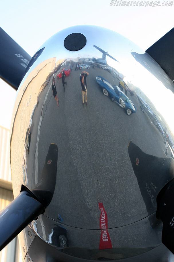 Welcome to the Monterey Jet Center