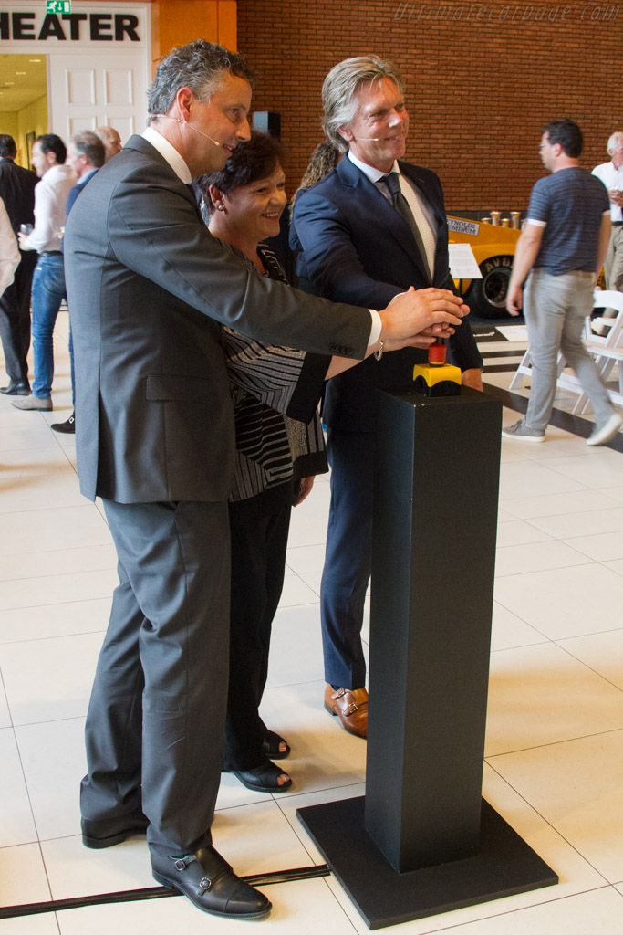 The opening ceremony   - McLaren at the Louwman Museum