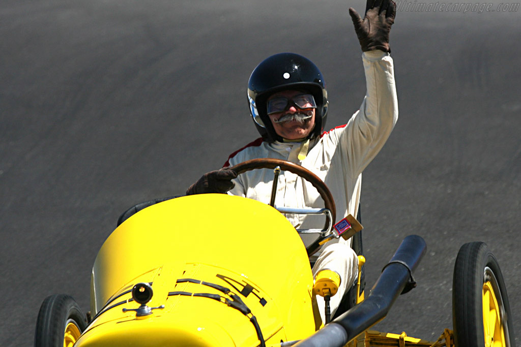 Welcome to Laguna Seca   - 2007 Monterey Historic Automobile Races