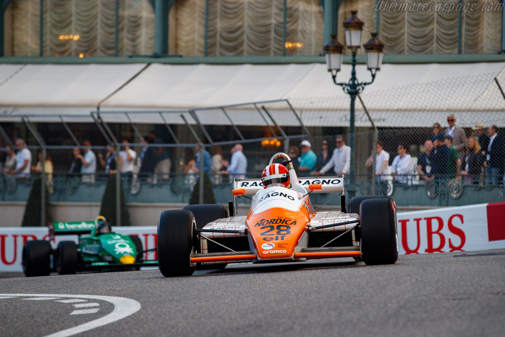 Arrows A5