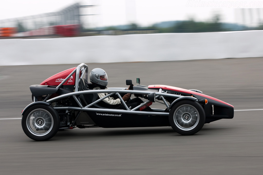 Ariel Atom 2   - 2009 Modena Trackdays