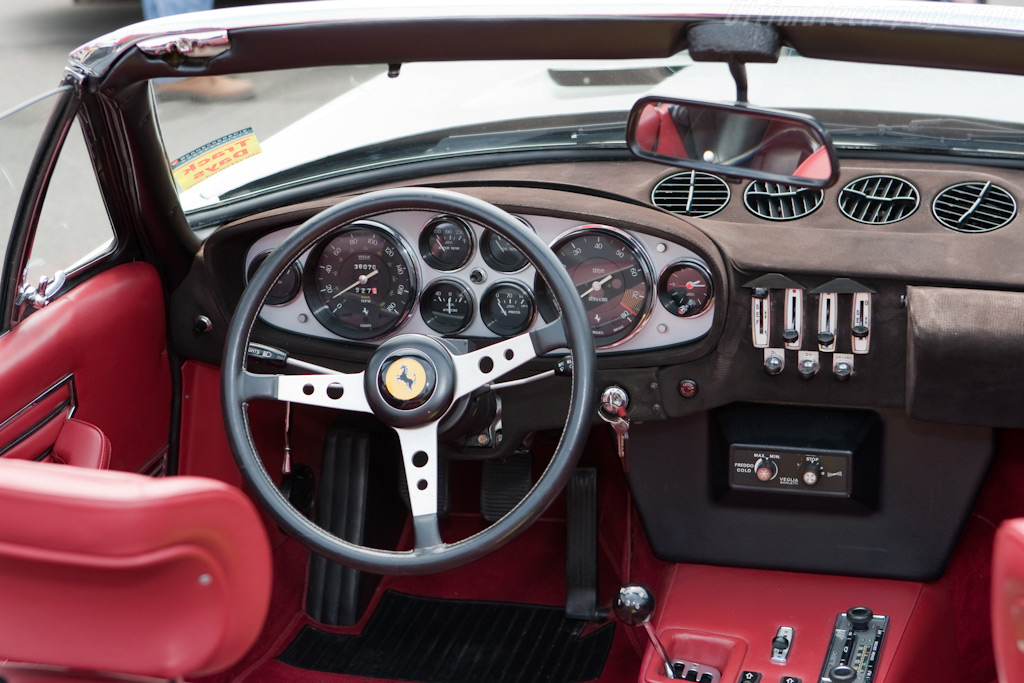 Ferrari 365 GTS/4 Daytona   - 2009 Modena Trackdays