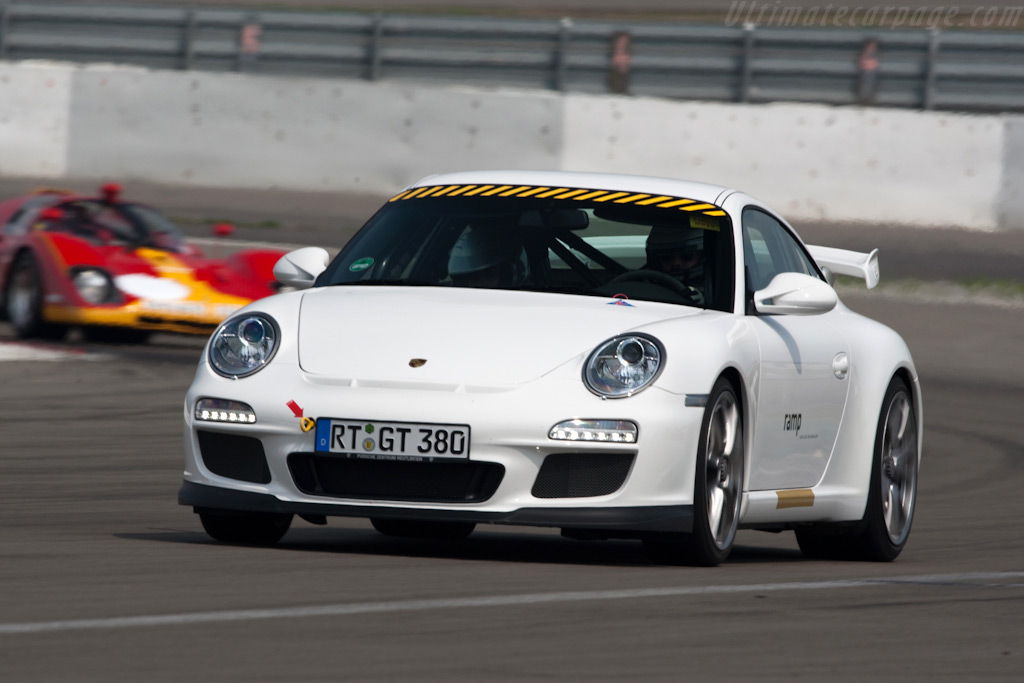 Porsche 997 GT3   - 2009 Modena Trackdays