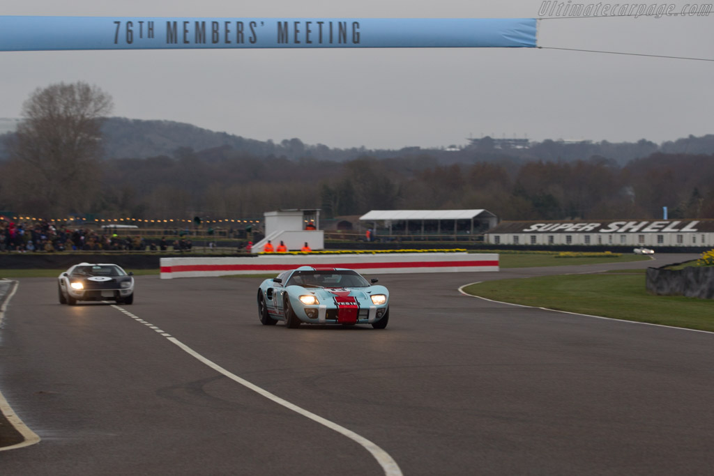Ford GT40 - Chassis: GT40P/1025 - Driver: Shaun Lynn - 2018 Goodwood Members' Meeting