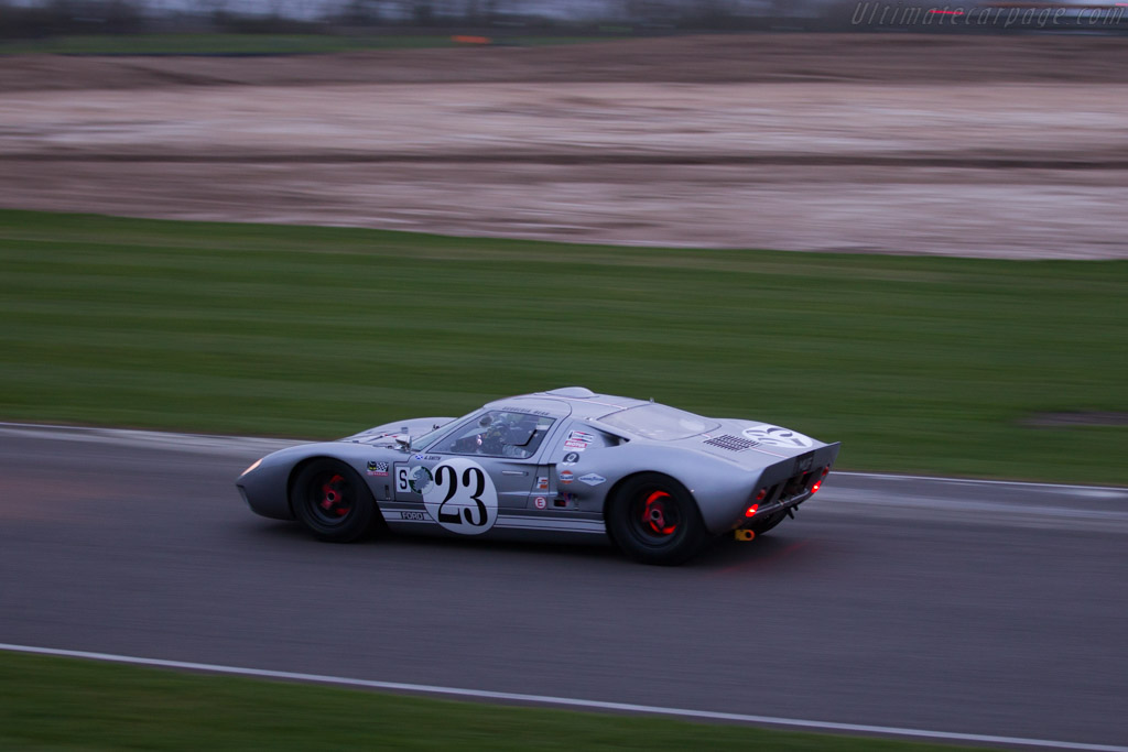 Ford GT40  - Entrant: Scuderia Bear - Driver: James Cottingham - 2017 Goodwood Members' Meeting