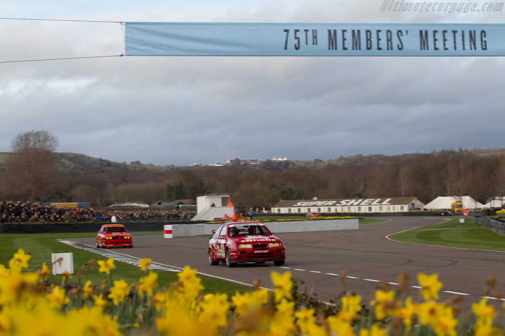 Ford Sierra Cosworth RS500  - Driver: Robb Gravett - 2017 Goodwood Members' Meeting