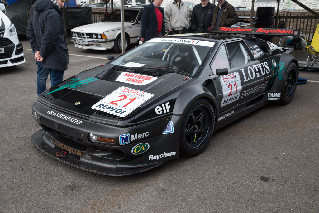 Lotus Esprit V8 GT - Chassis: 114-002 - Entrant: Peter Downes - 2017 Goodwood Members' Meeting