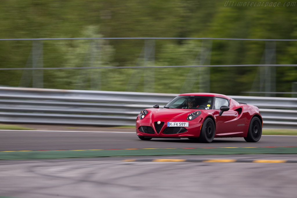Alfa Romeo 4C   - 2015 Modena Trackdays