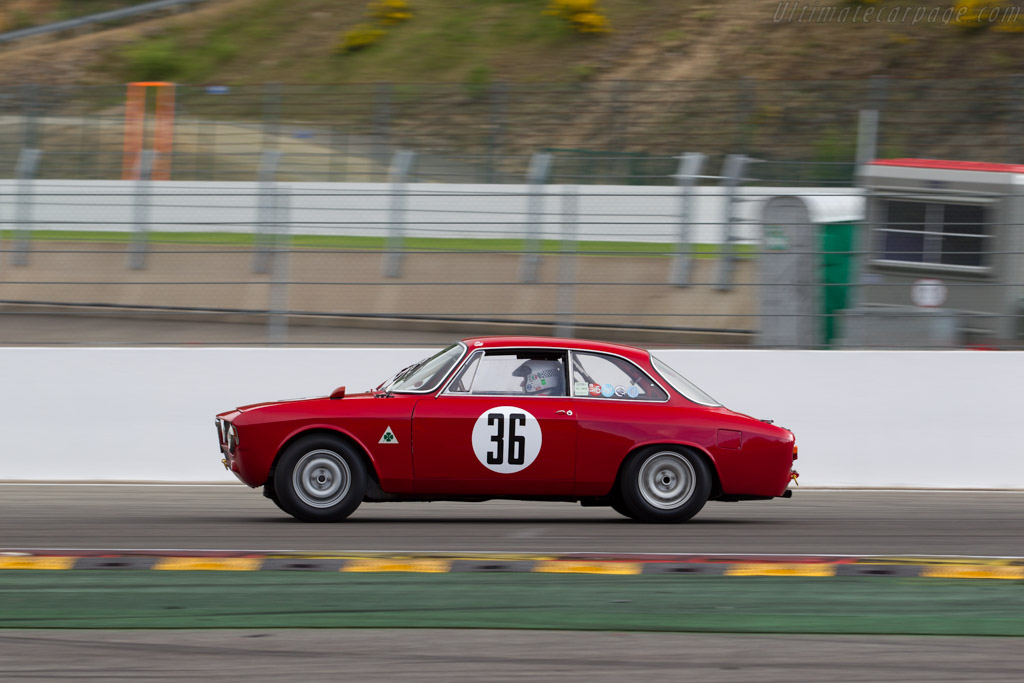 Alfa Romeo Giulia GTA - Chassis: AR613011  - 2015 Modena Trackdays