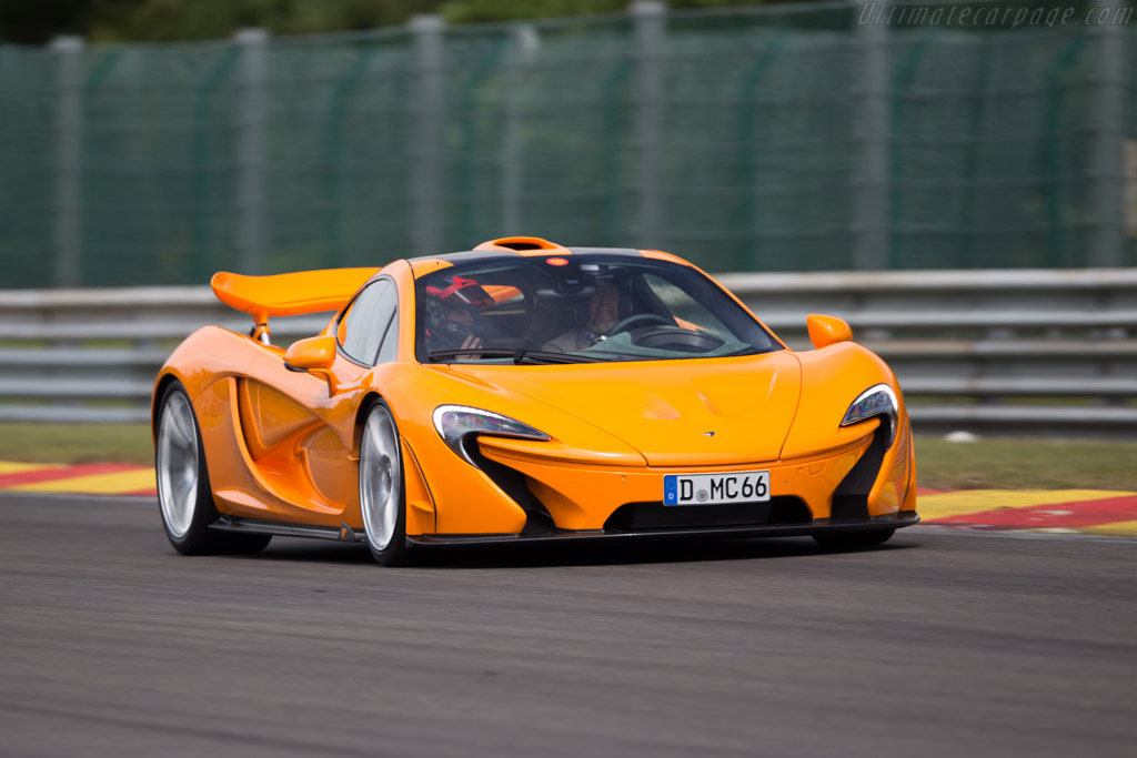 McLaren P1 - Chassis: SBM12ABBXFW000071  - 2015 Modena Trackdays