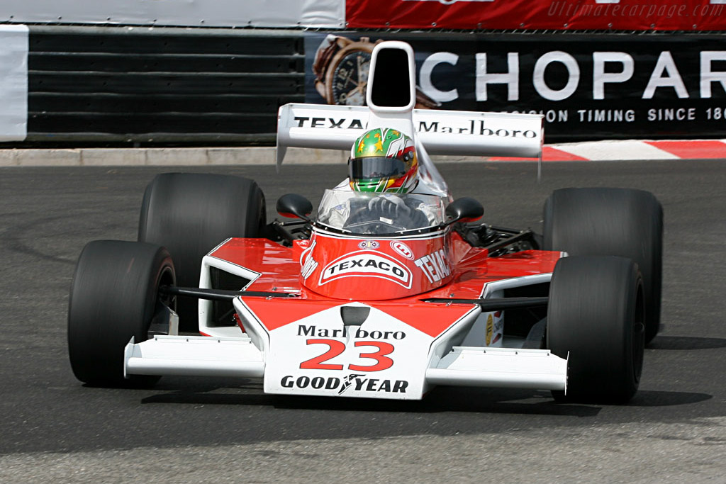 McLaren M23 - Chassis: M23-8  - 2006 Monaco Historic Grand Prix
