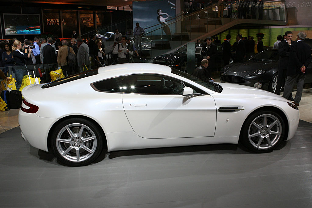 Aston Martin V8 Vantage Sportshift   - 2006 Mondial de l'Automobile Paris