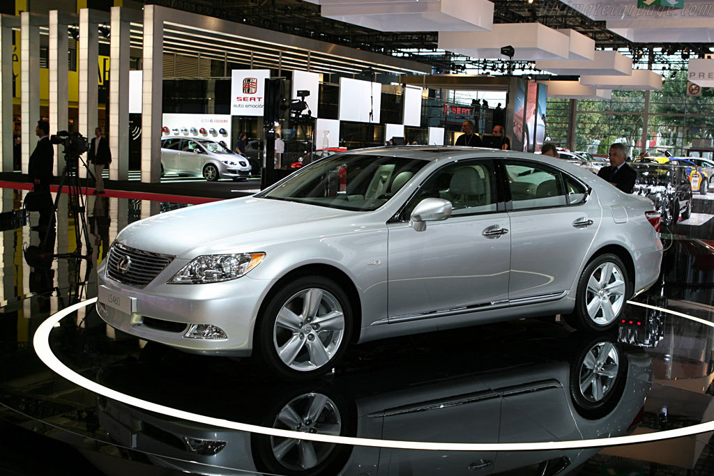 Lexus LS460   - 2006 Mondial de l'Automobile Paris
