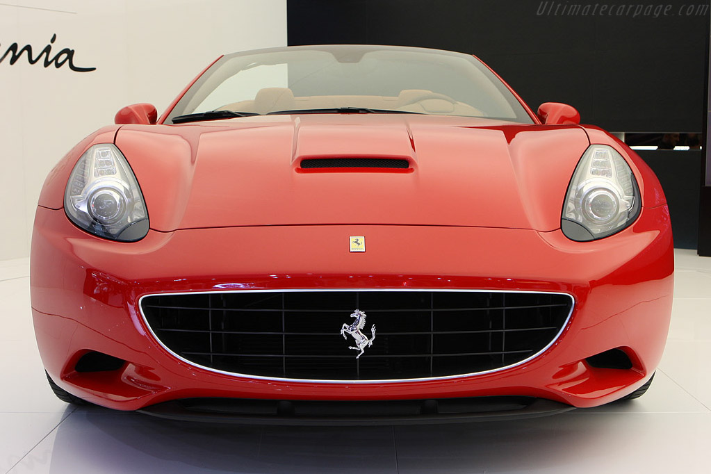 Ferrari California   - 2008 Mondial de l'Automobile Paris