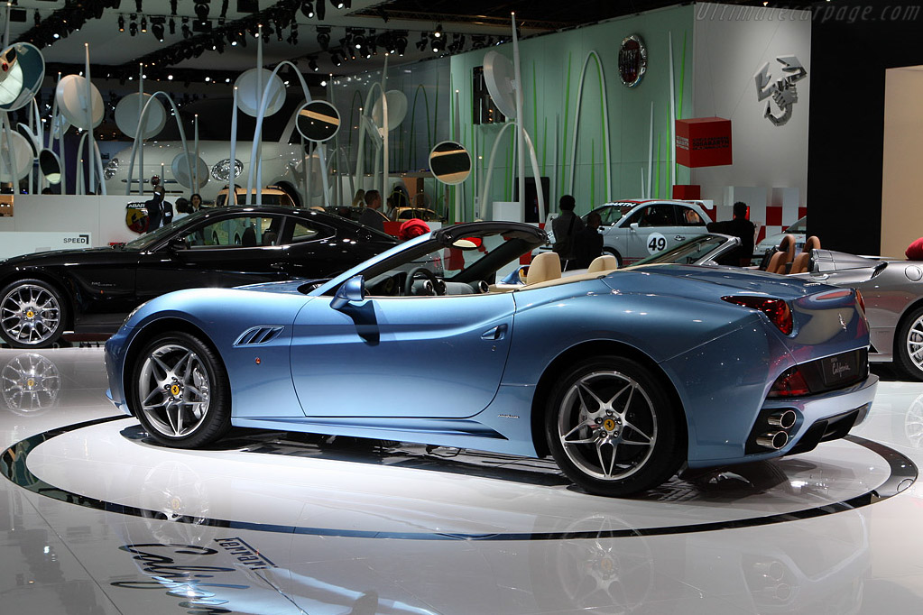 Ferrari California   - 2008 Mondial de l'Automobile Paris