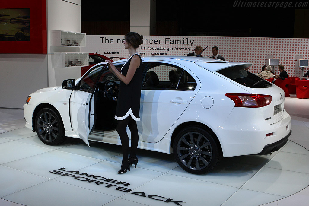 Mitsubishi Lancer Sportback Ralliart   - 2008 Mondial de l'Automobile Paris