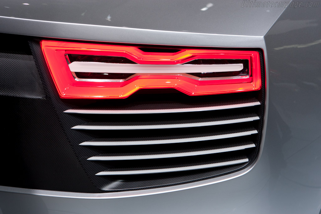 Audi e-tron Spyder   - 2010 Mondial de l'Automobile Paris