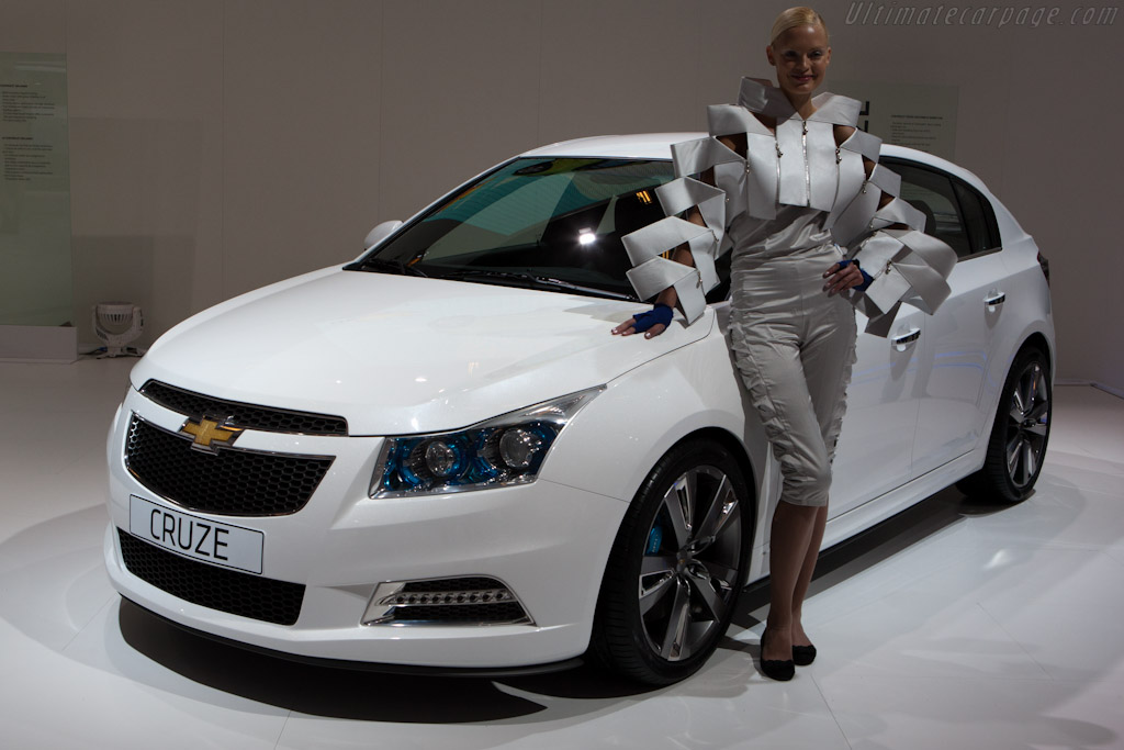 Chevrolet Cruze   - 2010 Mondial de l'Automobile Paris