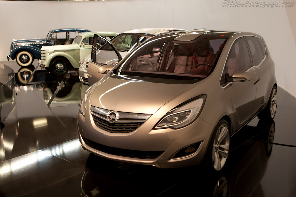 Opel Meriva Concept   - 2010 Mondial de l'Automobile Paris