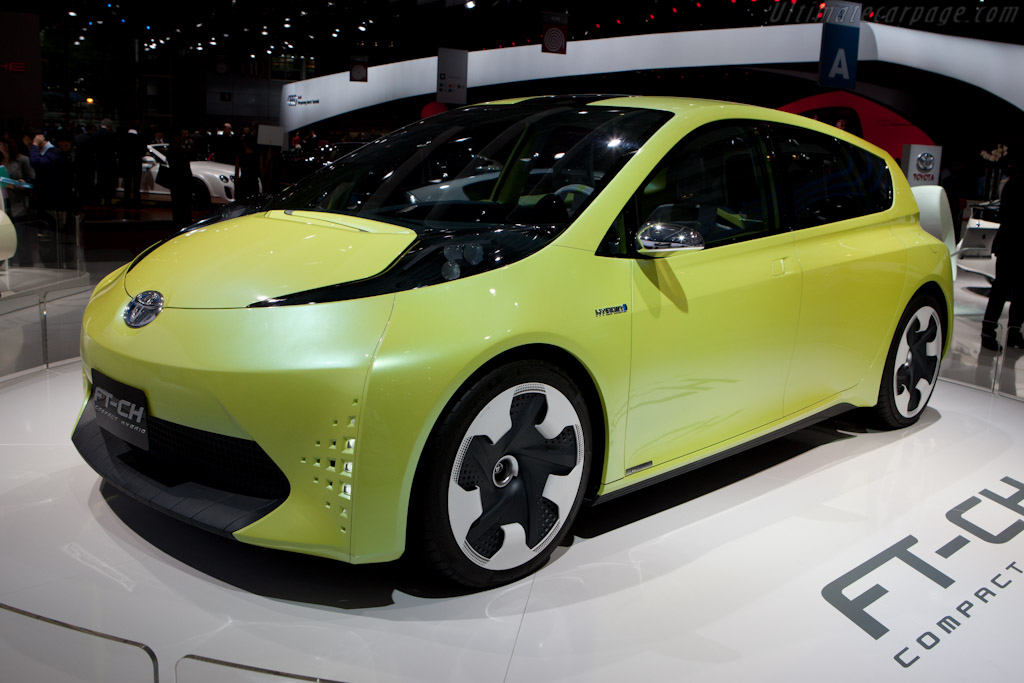 Toyota FT-CH   - 2010 Mondial de l'Automobile Paris