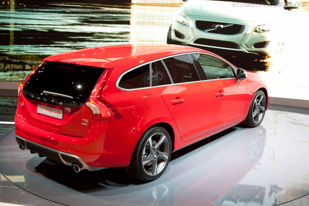 Volvo V60   - 2010 Mondial de l'Automobile Paris