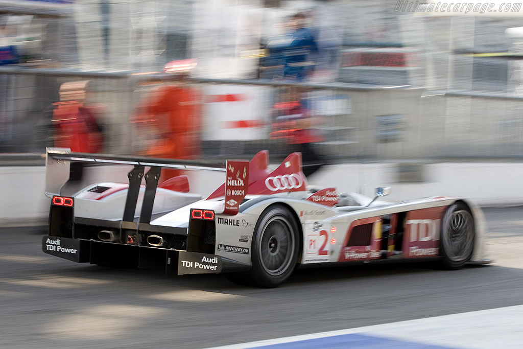The decisive pit stop - Chassis: 301  - 2008 Le Mans Series Monza 1000 km