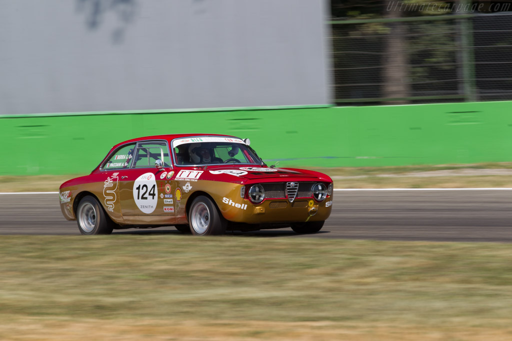 Alfa Romeo Giulia Sprint GT - Chassis: 617952 - Driver: Luigi Berra / Alessandro Pacciani - 2015 Monza Historic